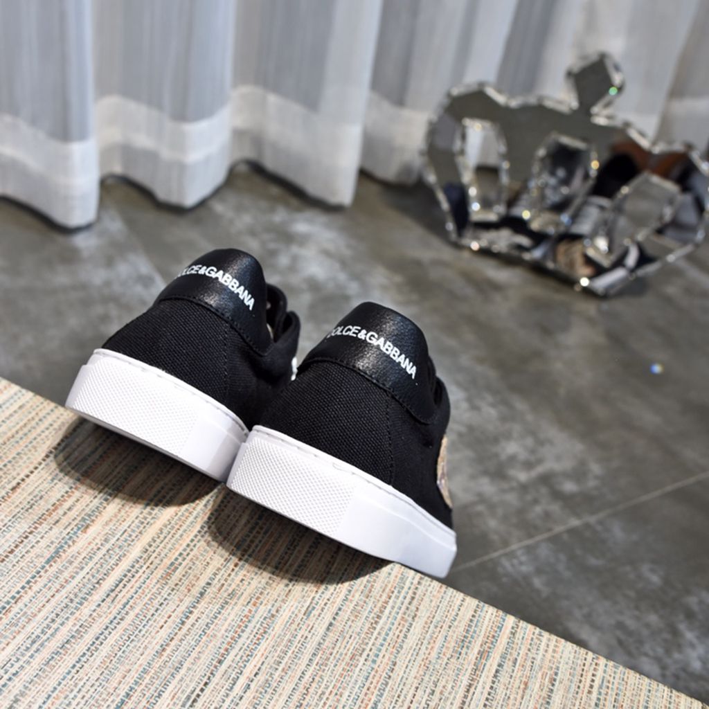 D*G sneaker